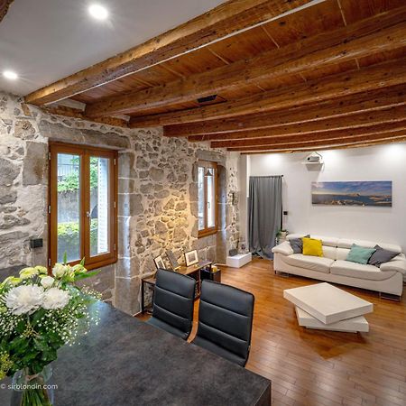 L'Ecrin De Chambery, Coeur De Centre Ville, Calme Et Espace 外观 照片
