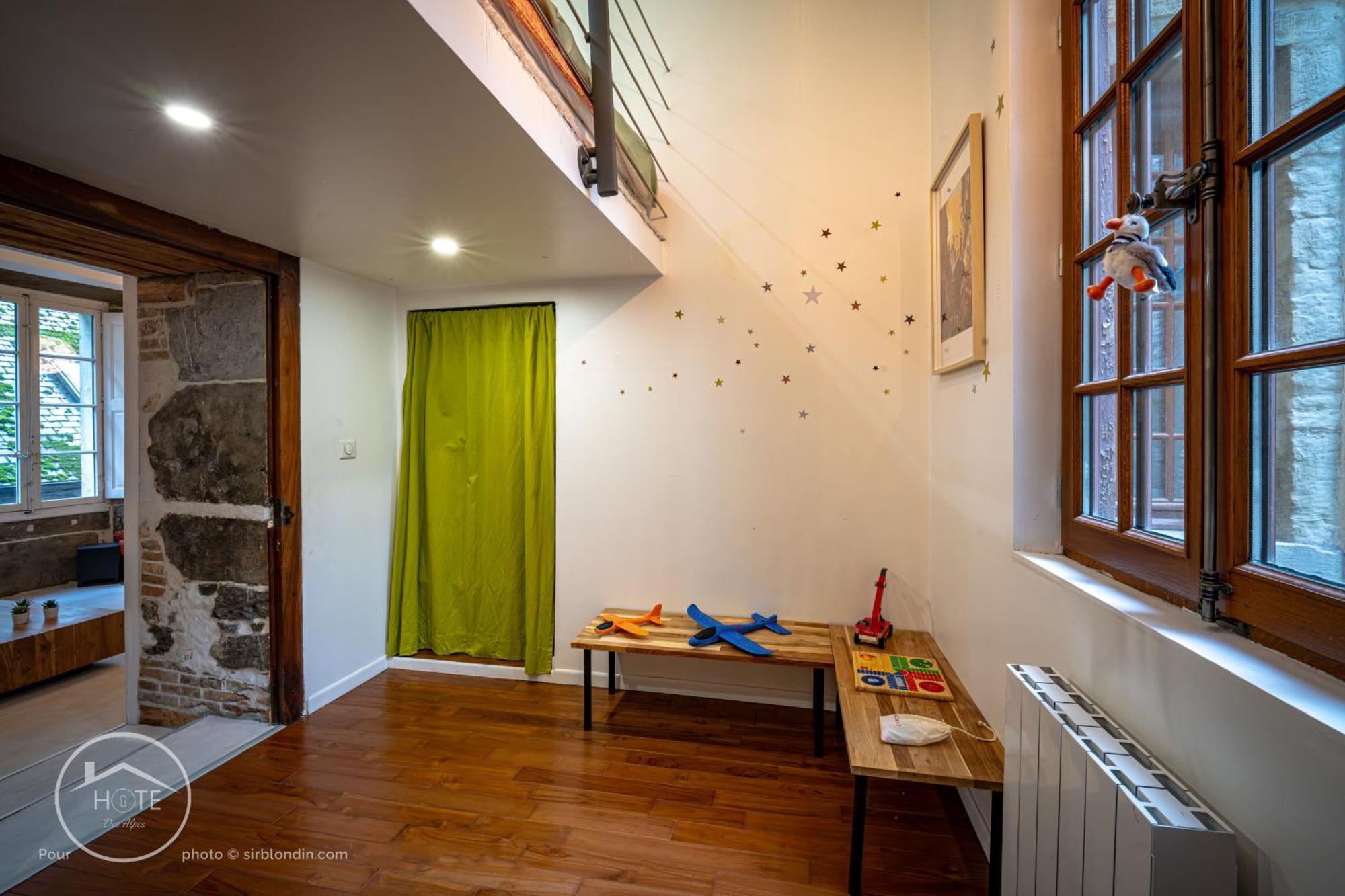 L'Ecrin De Chambery, Coeur De Centre Ville, Calme Et Espace 外观 照片