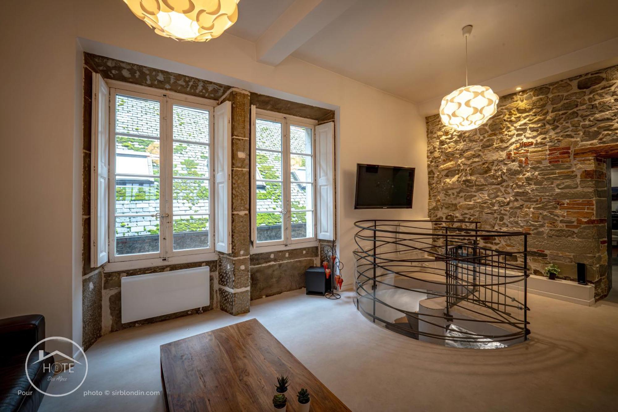 L'Ecrin De Chambery, Coeur De Centre Ville, Calme Et Espace 外观 照片